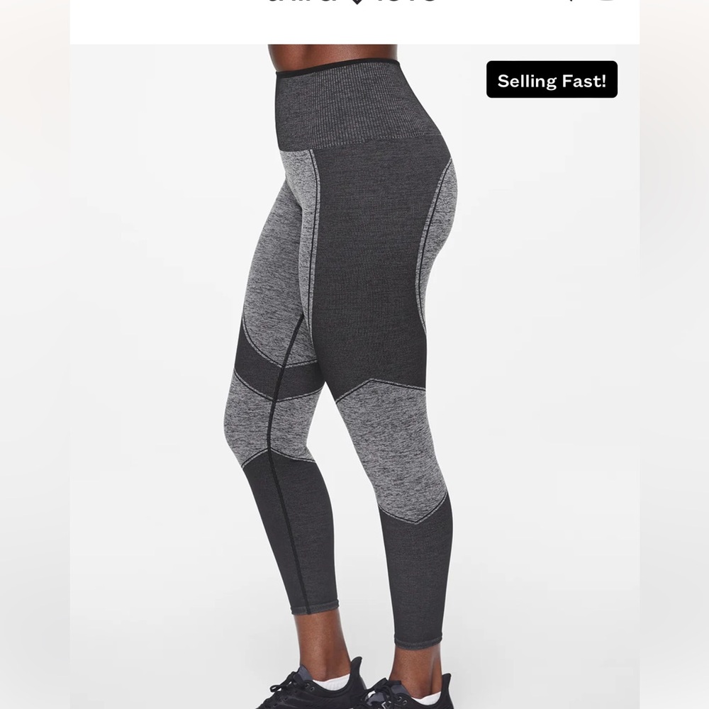 Thirdlove Flex Seamless Compression Legging
Heather-Grey, XL